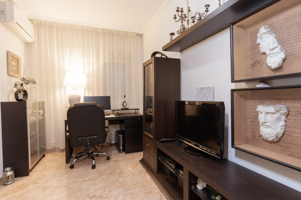 7 Bed Townhouse for sale in Los Balcones Costa Blanca, Alicante, Spain