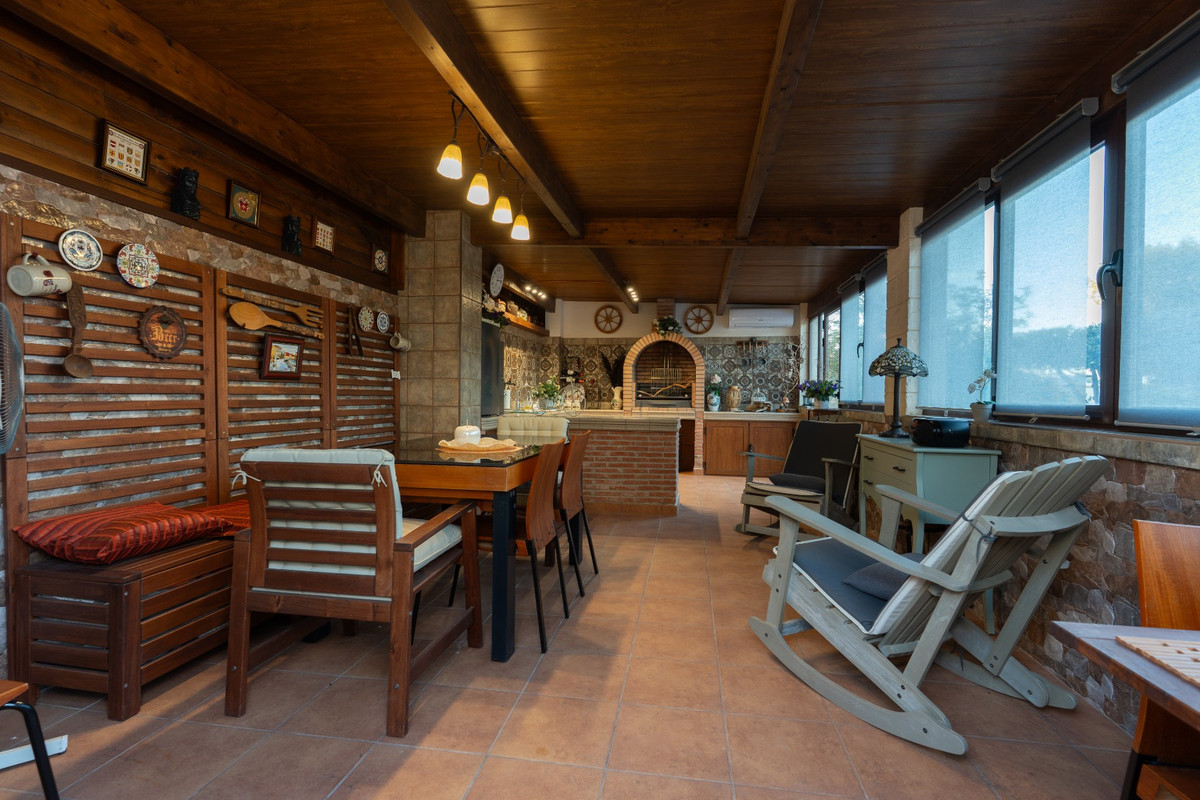 7 Bed Townhouse for sale in Los Balcones Costa Blanca, Alicante, Spain