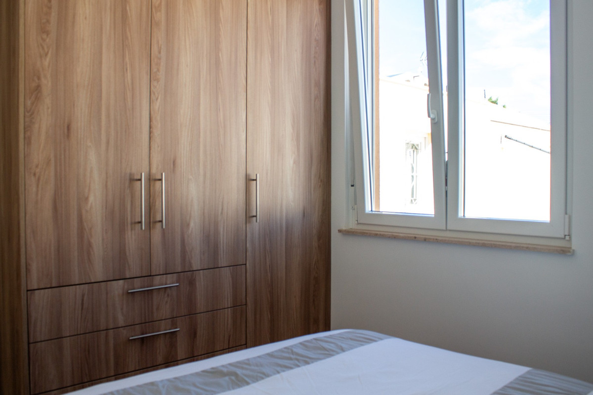 Se vende Villa - Chalet de 4 dormitorios en Costa Blanca, Alicante, España