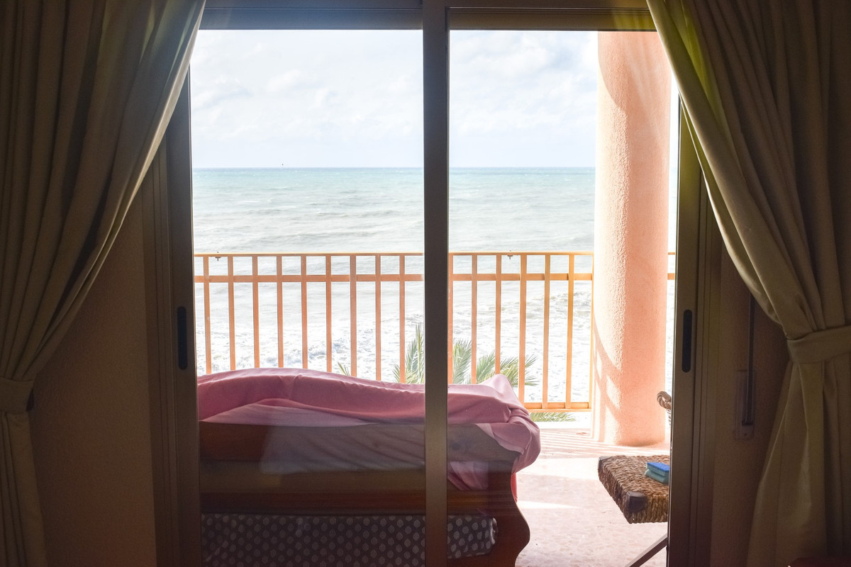 Se vende Apartamento Planta Baja de 4 dormitorios en Costa Blanca, Alicante, España