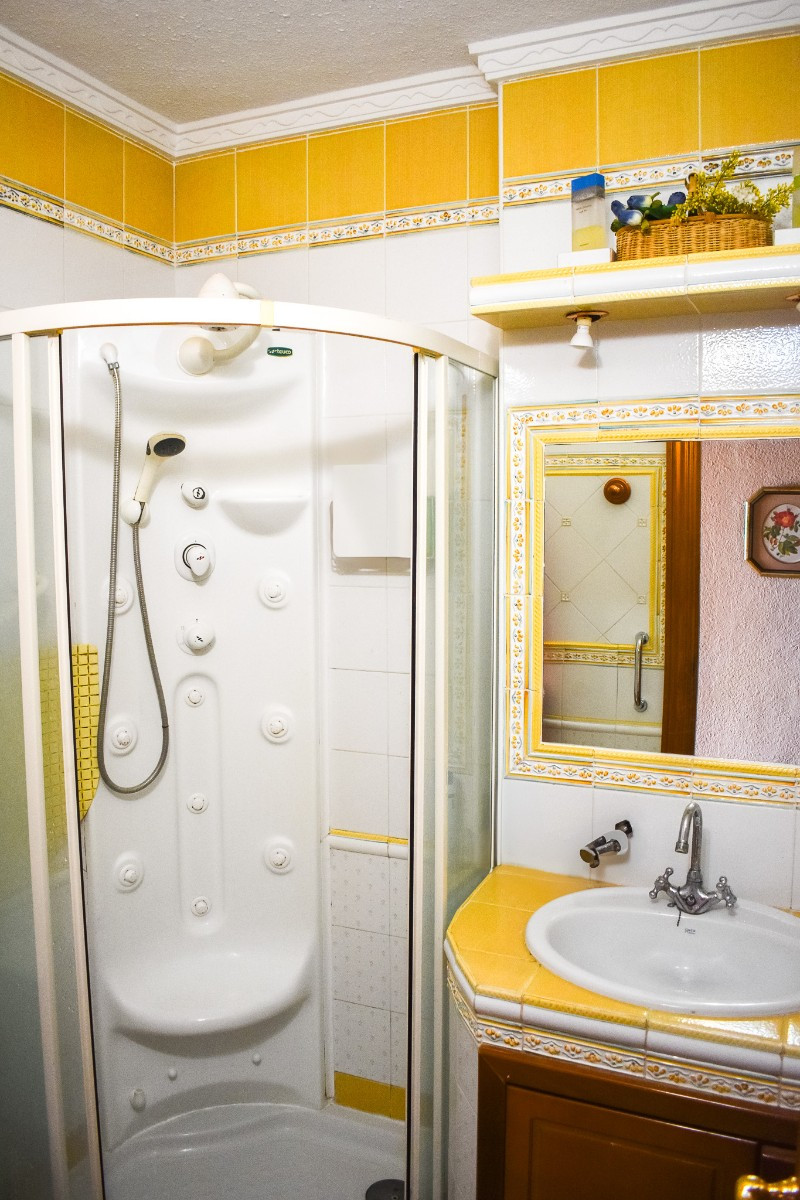Se vende Apartamento Planta Baja de 4 dormitorios en Costa Blanca, Alicante, España