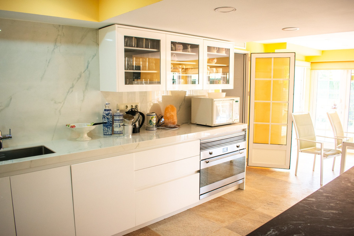 7 Bed Townhouse for sale in Orihuela Costa Costa Blanca, Alicante, Spain
