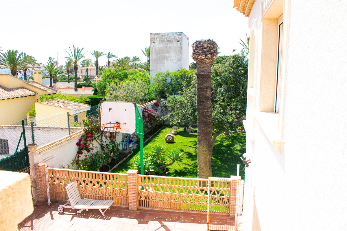 7 Bed Townhouse for sale in Orihuela Costa Costa Blanca, Alicante, Spain