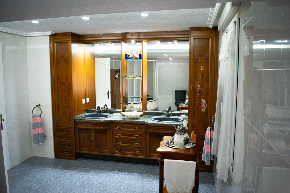 7 Bed Townhouse for sale in Orihuela Costa Costa Blanca, Alicante, Spain