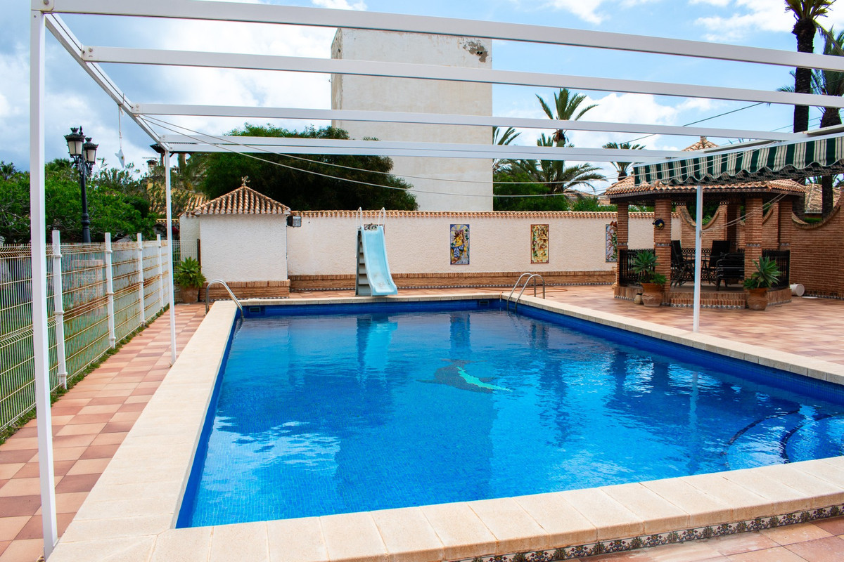 7 Bed Townhouse for sale in Orihuela Costa Costa Blanca, Alicante, Spain