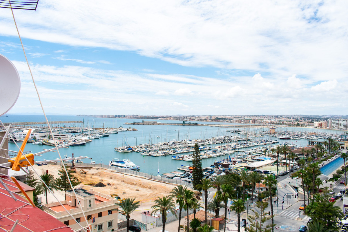 Se vende Apartamento Planta Baja de 2 dormitorios en Costa Blanca, Alicante, España