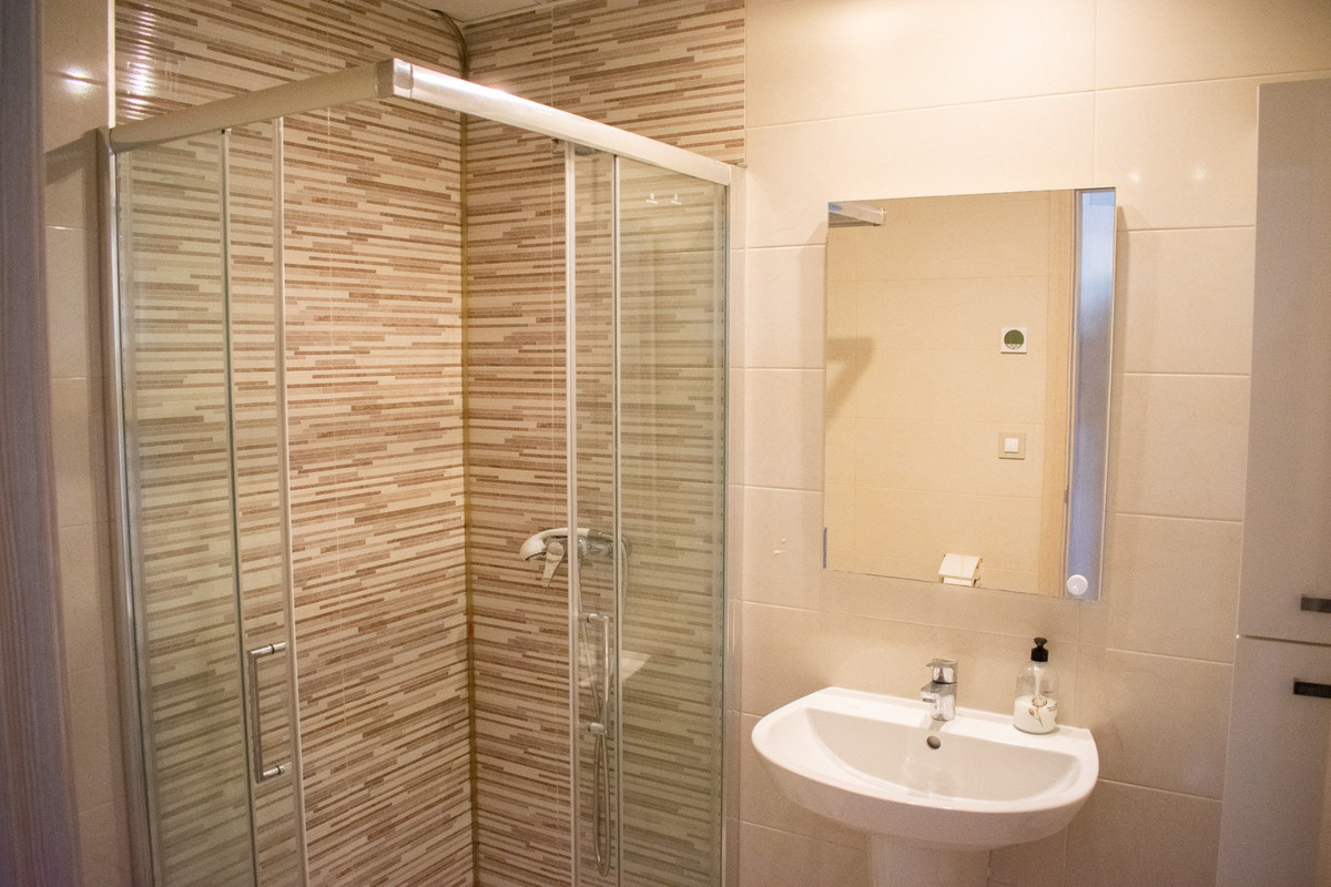 Se vende Apartamento Planta Baja de 2 dormitorios en Costa Blanca, Alicante, España
