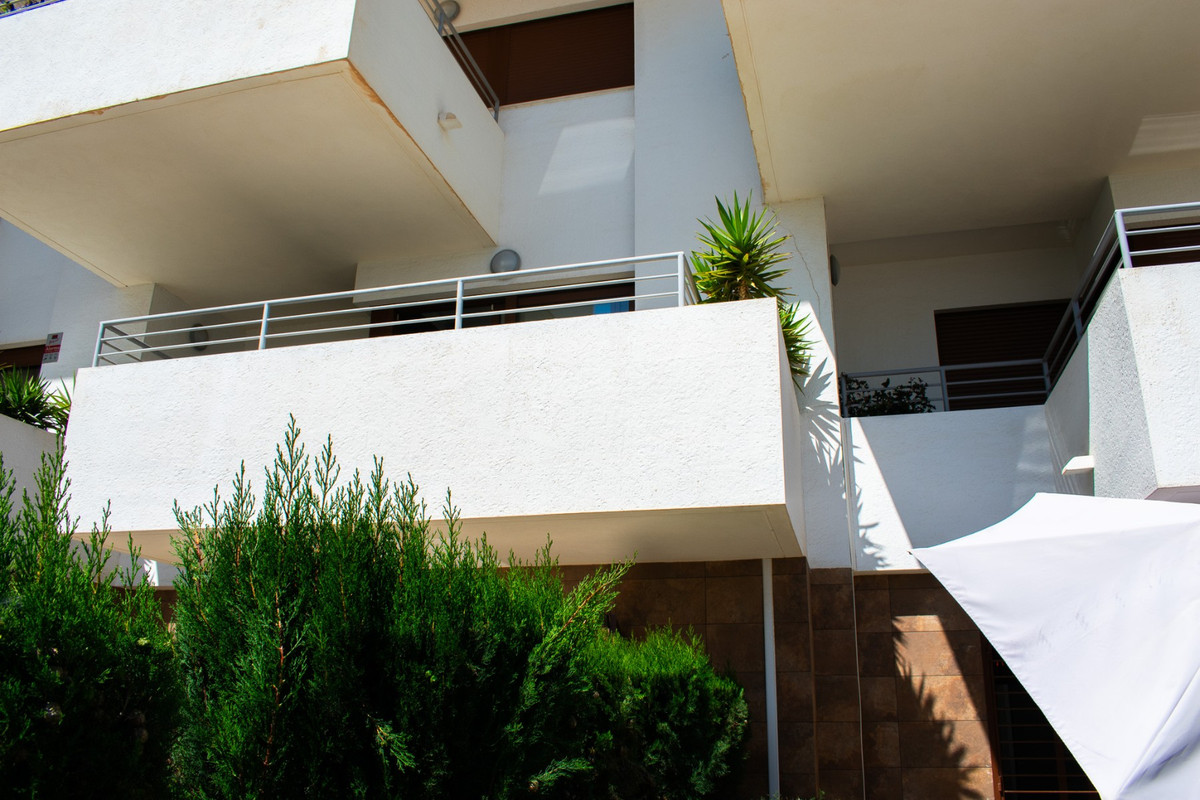 Se vende Apartamento Planta Baja de 2 dormitorios en Costa Blanca, Alicante, España