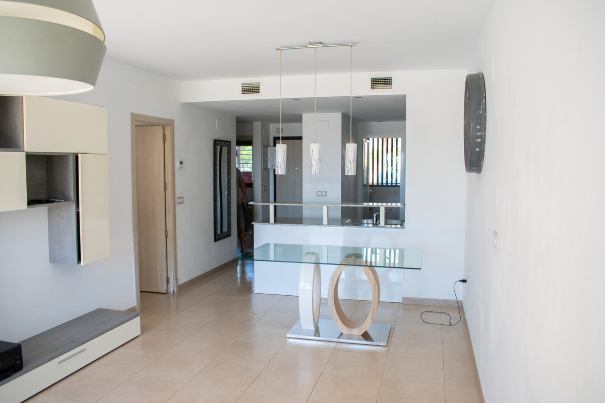 Se vende Apartamento Planta Baja de 2 dormitorios en Costa Blanca, Alicante, España
