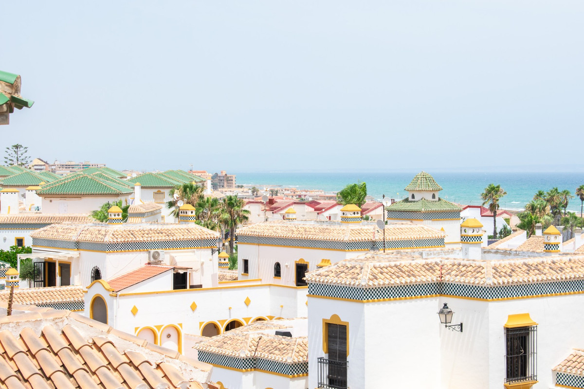 3 Bed Apartment for sale in Torrevieja Costa Blanca, Alicante, Spain