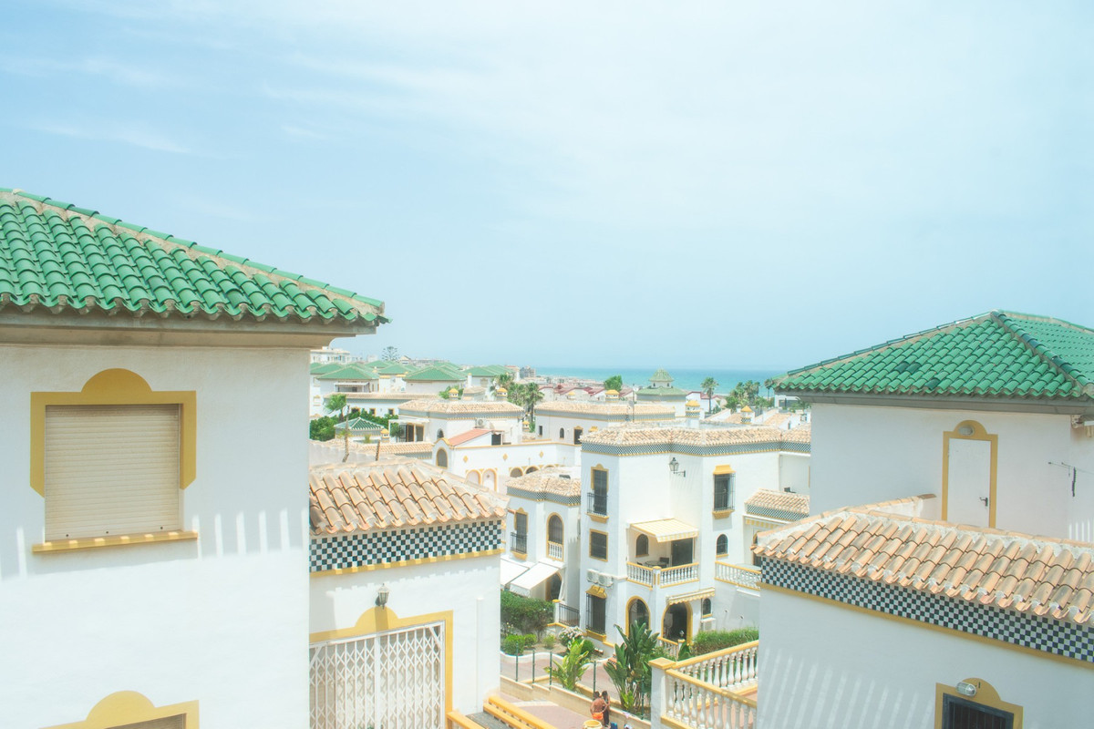 3 Bed Apartment for sale in Torrevieja Costa Blanca, Alicante, Spain