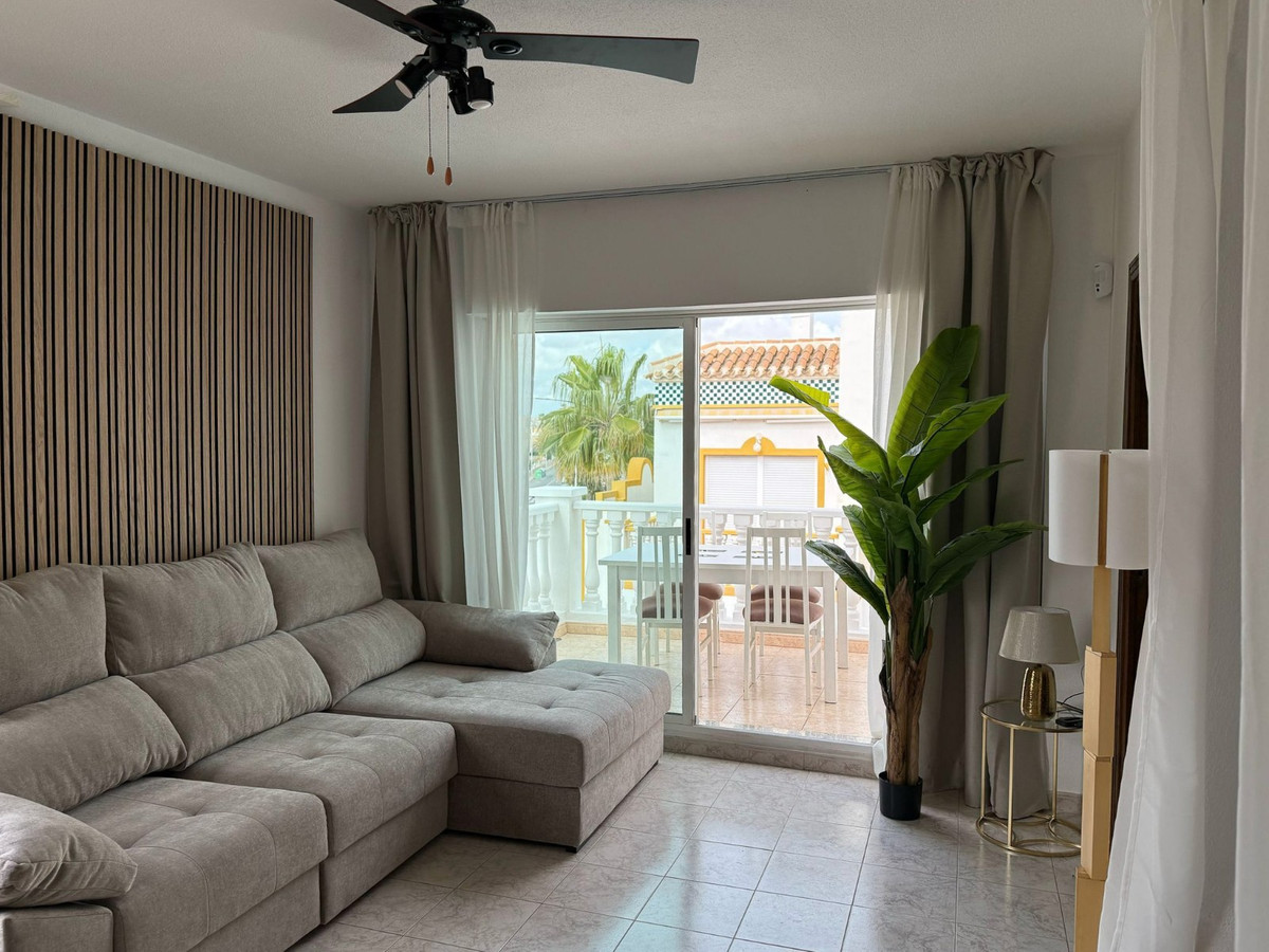 3 Bed Apartment for sale in Torrevieja Costa Blanca, Alicante, Spain