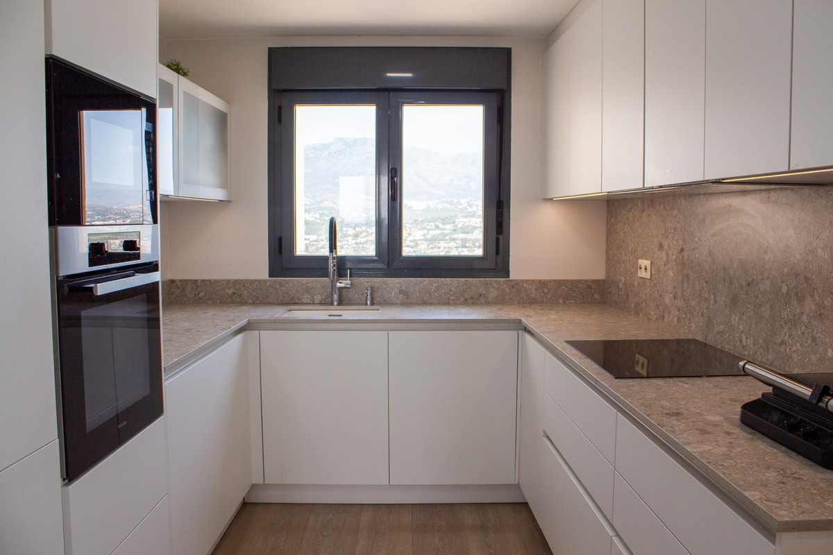 3 Bed Apartment for sale in Benidorm Costa Blanca, Alicante, Spain