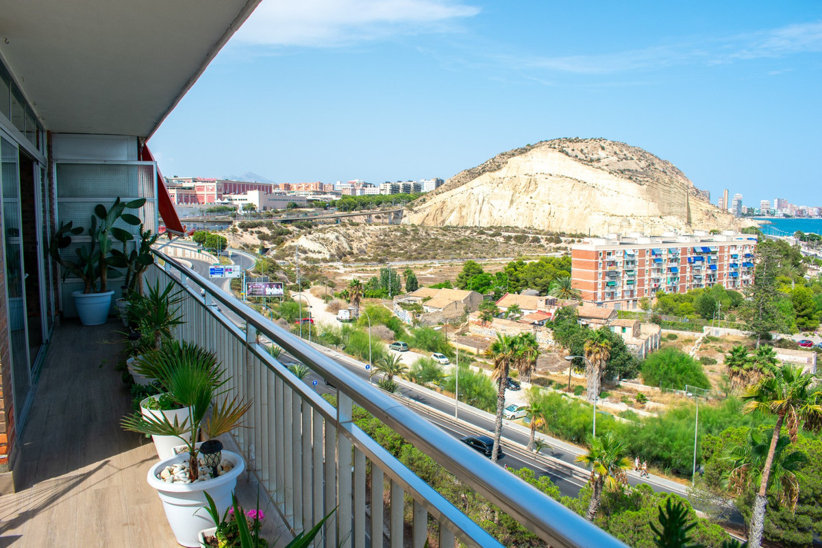 Se vende Ático de 2 dormitorios en Costa Blanca, Alicante, España