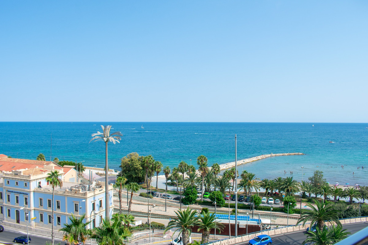 Se vende Ático de 2 dormitorios en Costa Blanca, Alicante, España