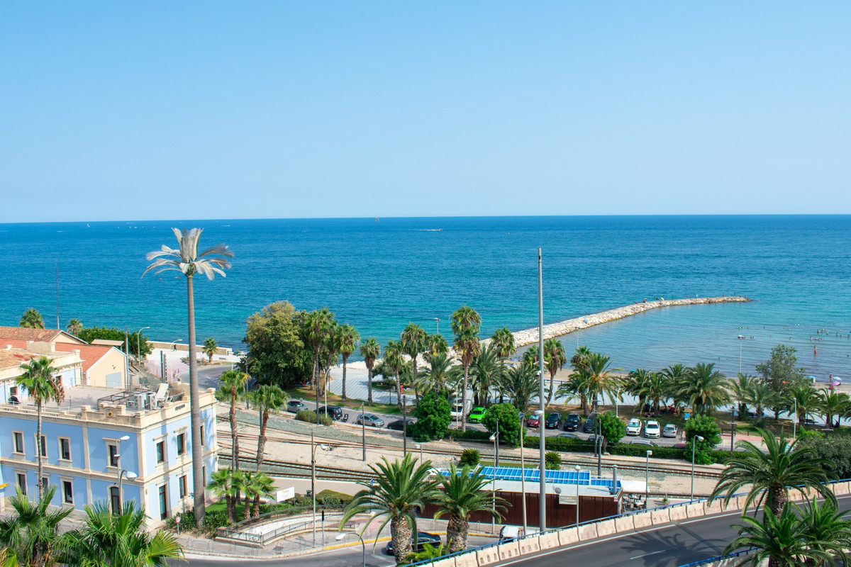 Se vende Ático de 2 dormitorios en Costa Blanca, Alicante, España