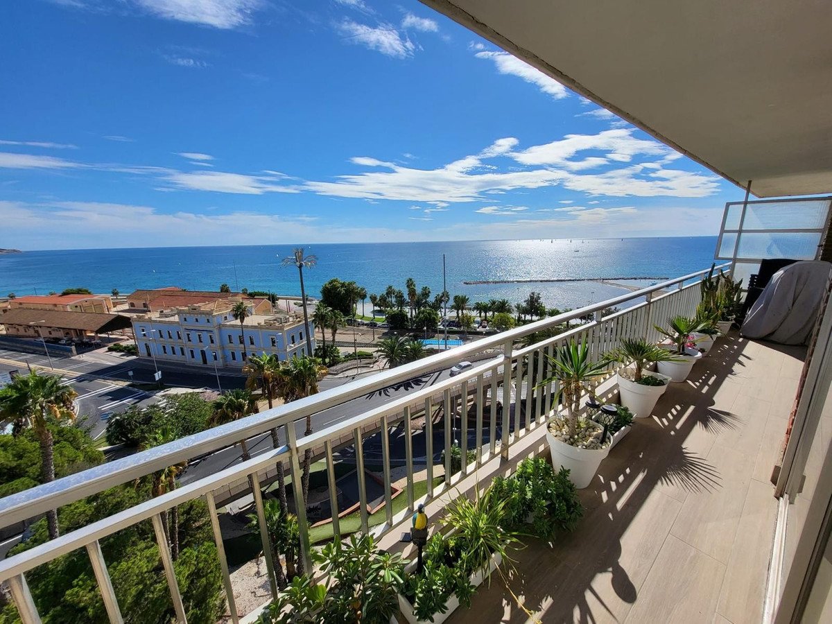 Se vende Ático de 2 dormitorios en Costa Blanca, Alicante, España