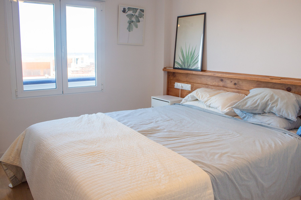 Se vende Apartamento Planta Media de 2 dormitorios en Costa Blanca, Alicante, España
