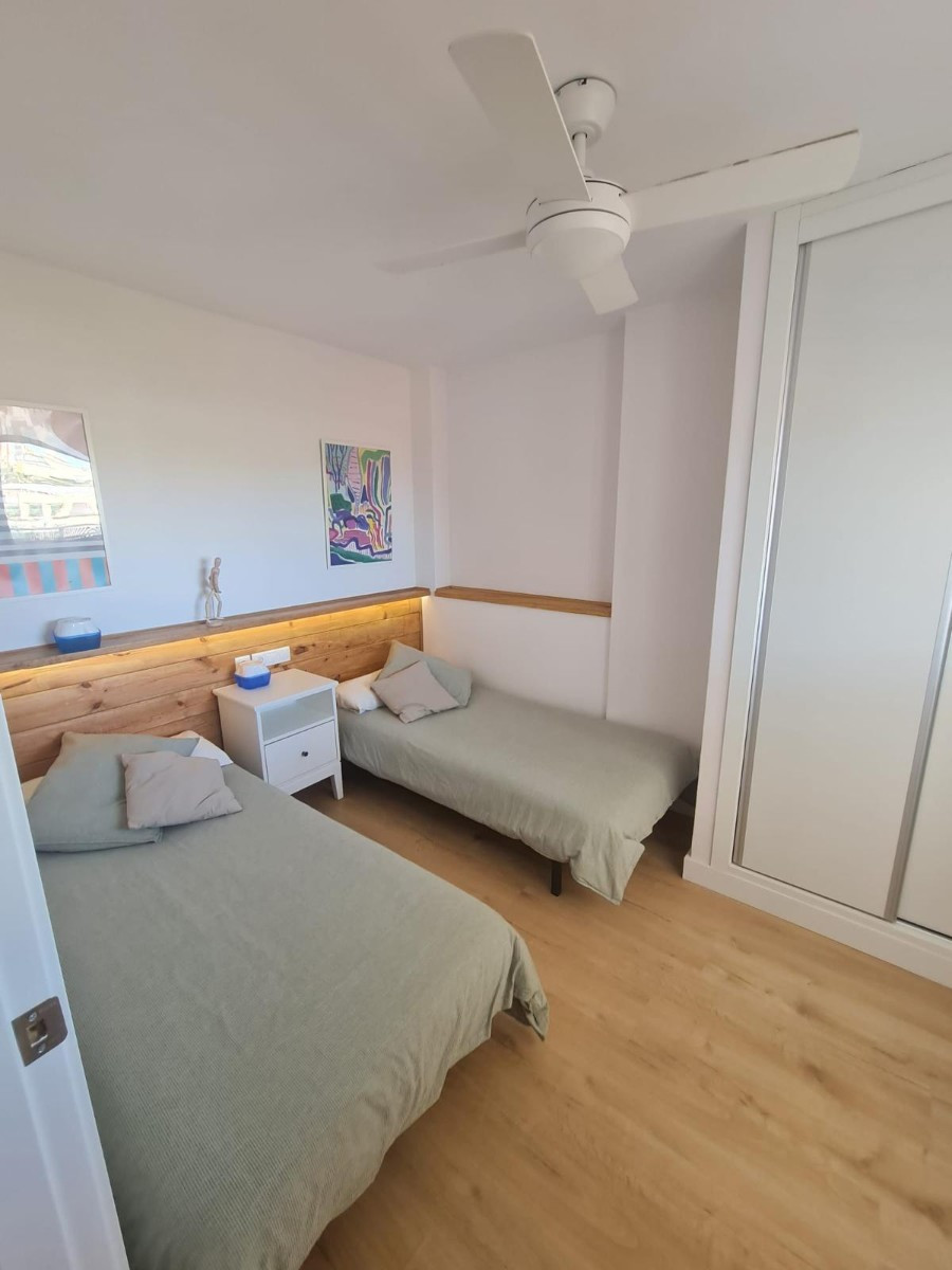 Se vende Apartamento Planta Media de 2 dormitorios en Costa Blanca, Alicante, España