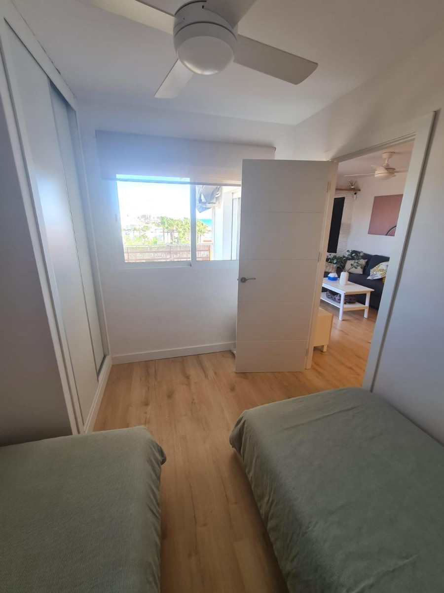 Se vende Apartamento Planta Media de 2 dormitorios en Costa Blanca, Alicante, España