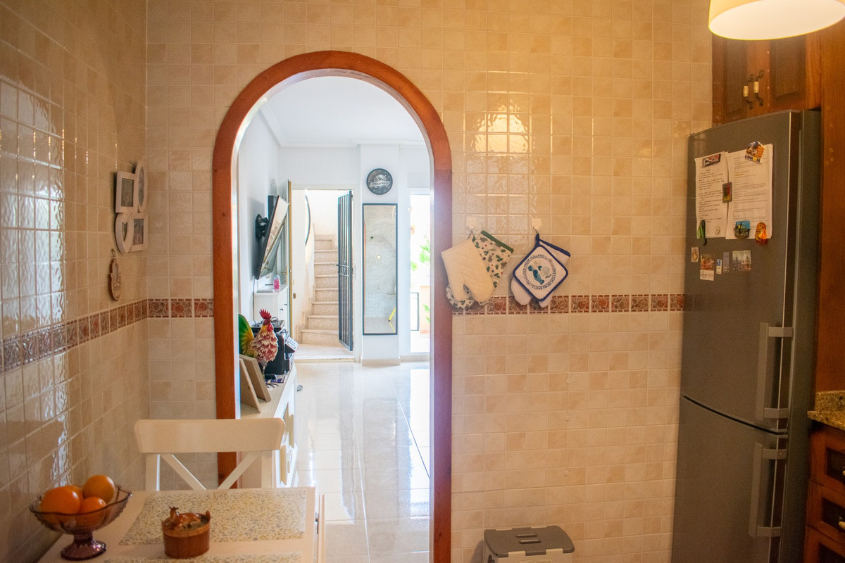 Se vende Apartamento Planta Baja de 2 dormitorios en Costa Blanca, Alicante, España