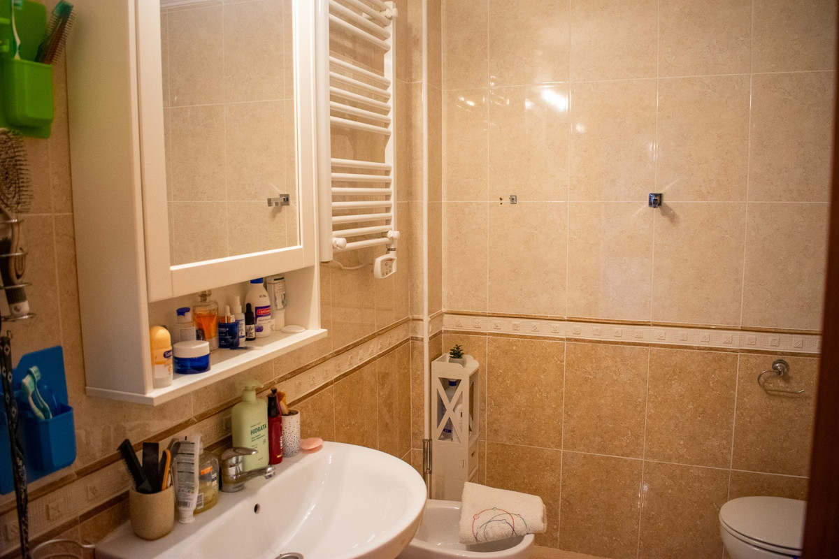 Se vende Apartamento Planta Baja de 2 dormitorios en Costa Blanca, Alicante, España