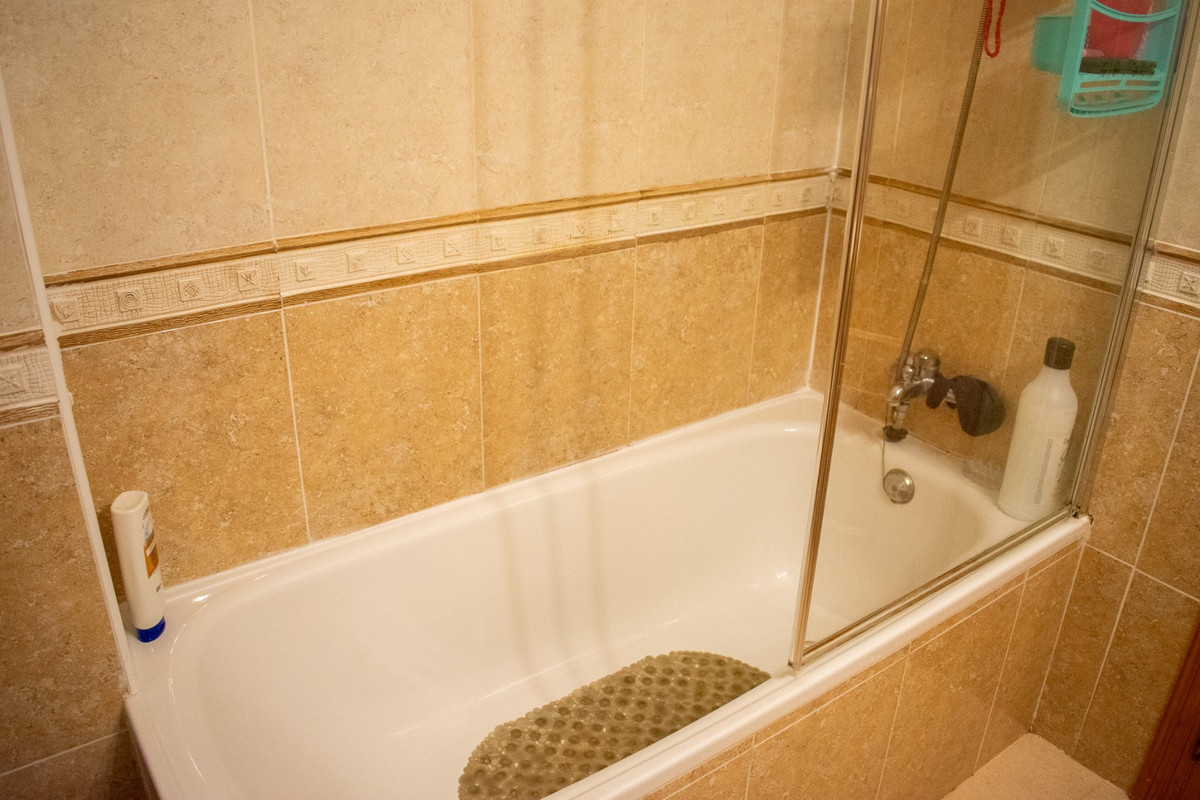 Se vende Apartamento Planta Baja de 2 dormitorios en Costa Blanca, Alicante, España