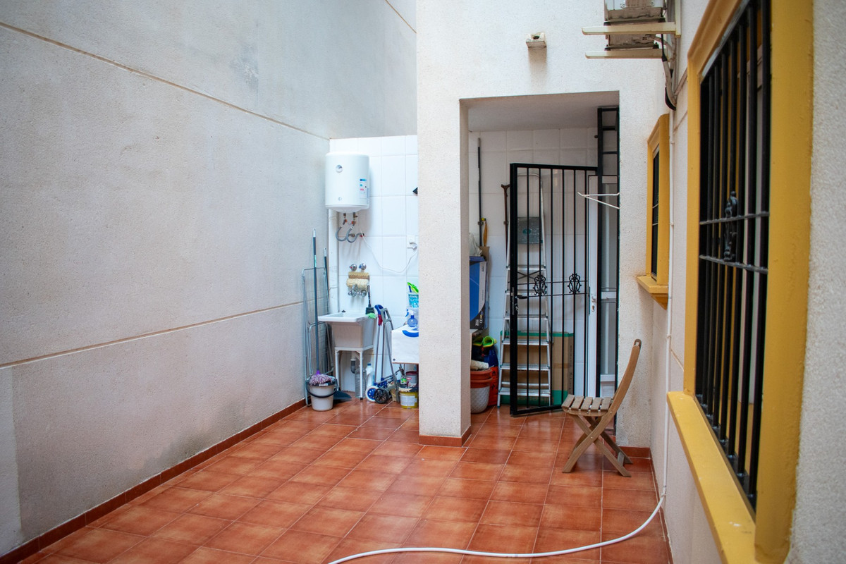 Se vende Apartamento Planta Baja de 2 dormitorios en Costa Blanca, Alicante, España