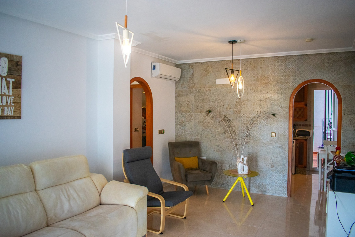 Se vende Apartamento Planta Baja de 2 dormitorios en Costa Blanca, Alicante, España