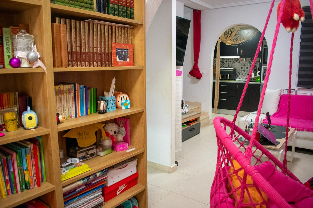 3 Bed Townhouse for sale in Gran Alacant Costa Blanca, Alicante, Spain