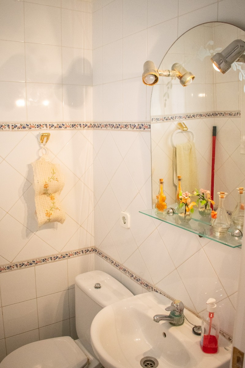 Se vende Apartamento Planta Media de 2 dormitorios en Costa Blanca, Alicante, España