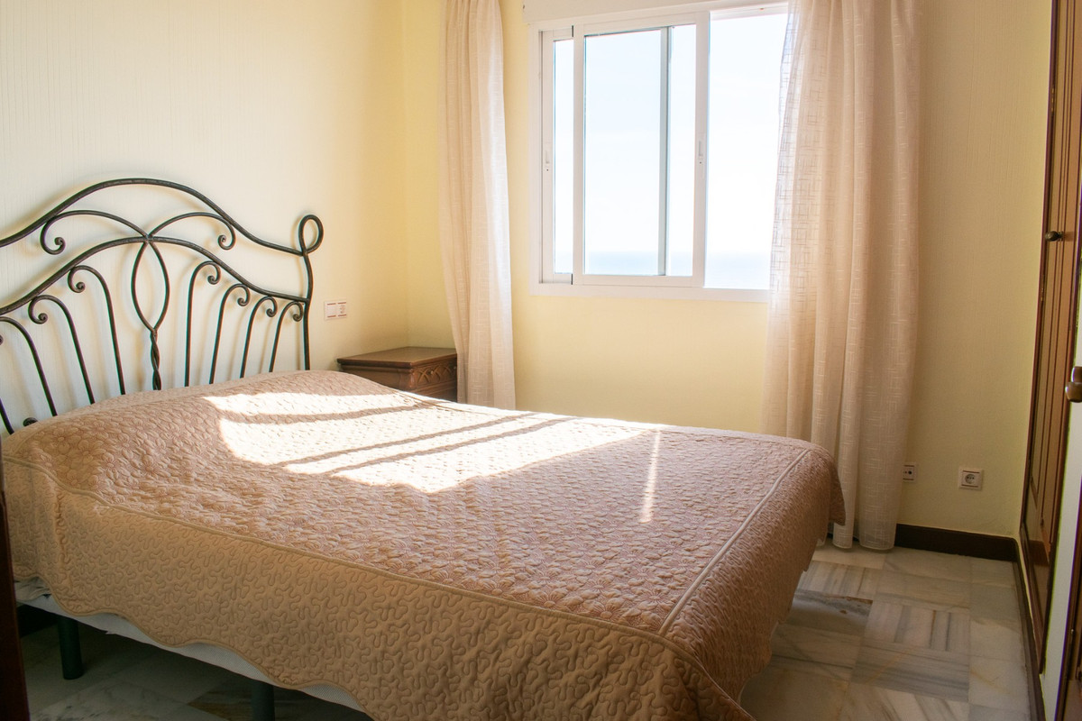 3 Bed Apartment for sale in Playa De Los Locos Costa Blanca, Alicante, Spain