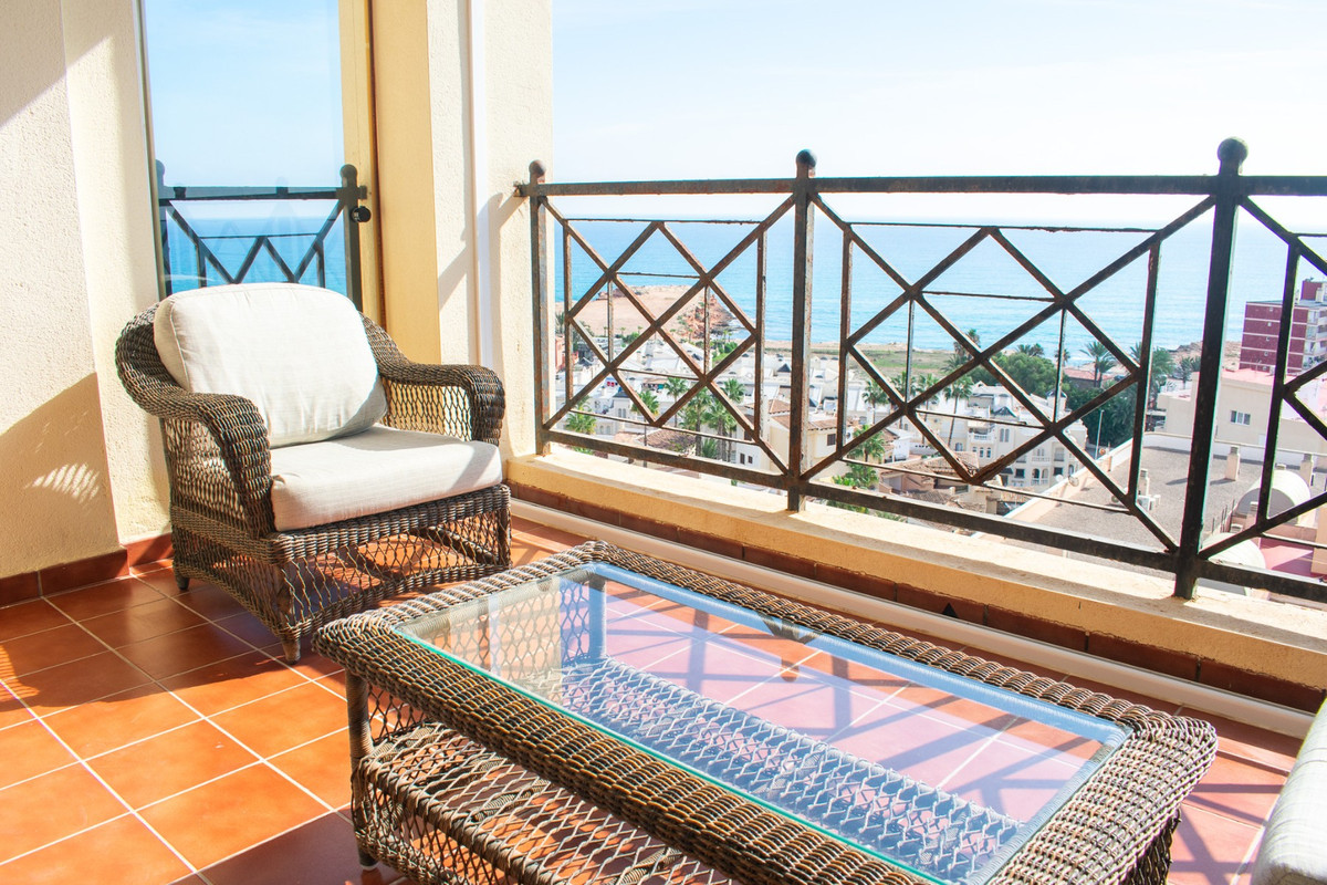 3 Bed Apartment for sale in Playa De Los Locos Costa Blanca, Alicante, Spain