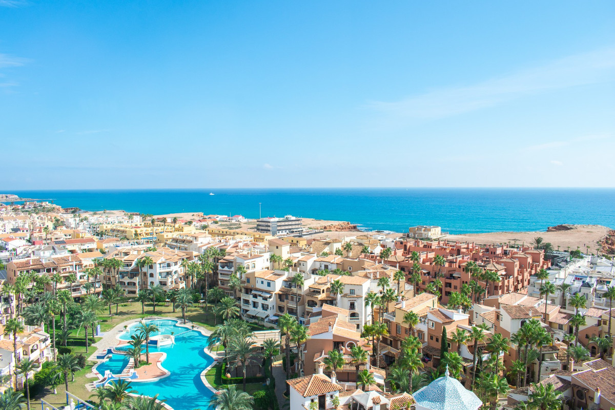 3 Bed Apartment for sale in Playa De Los Locos Costa Blanca, Alicante, Spain