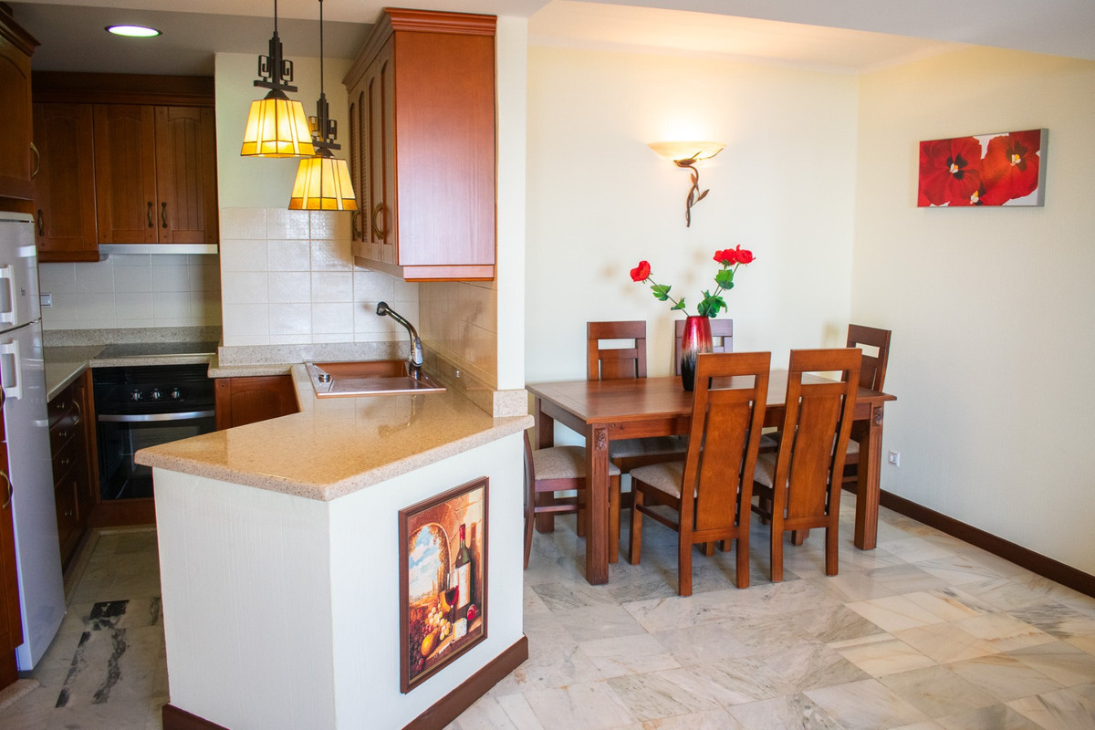 3 Bed Apartment for sale in Playa De Los Locos Costa Blanca, Alicante, Spain