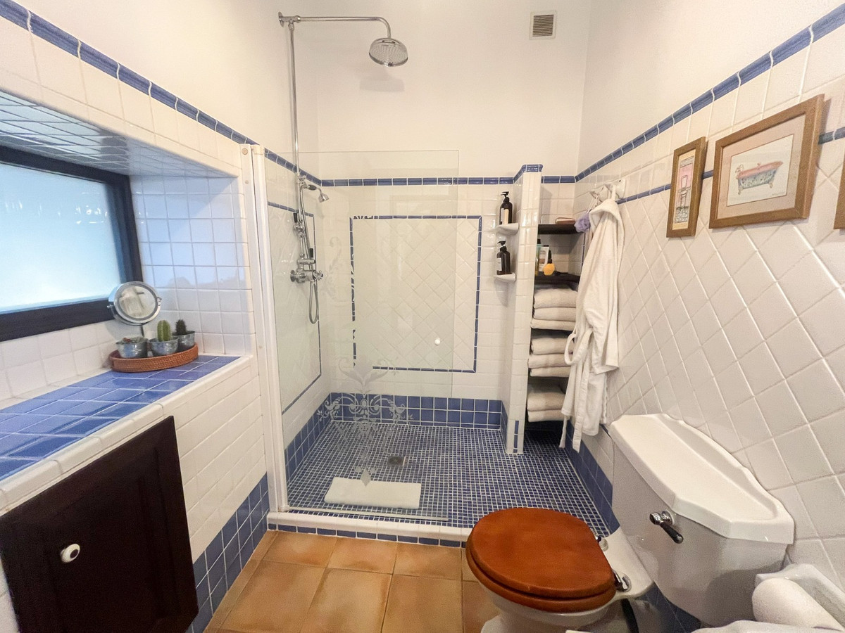 Se vende Villa - Chalet de 7 dormitorios en Costa Blanca, Alicante, España