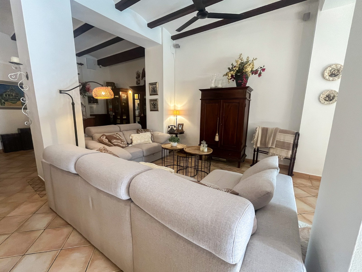 Se vende Villa - Chalet de 7 dormitorios en Costa Blanca, Alicante, España