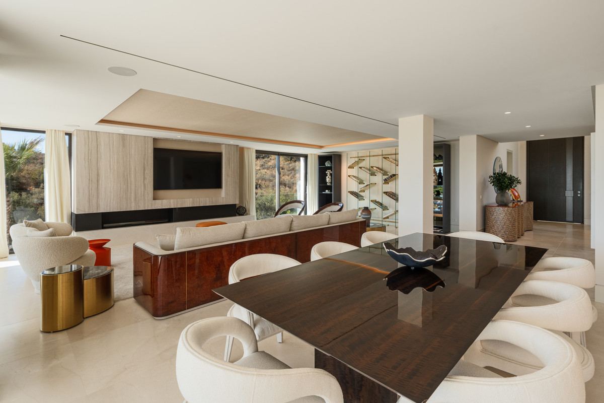 Se vende Villa - Chalet de 5 dormitorios en Costa Del Sol, Málaga, España