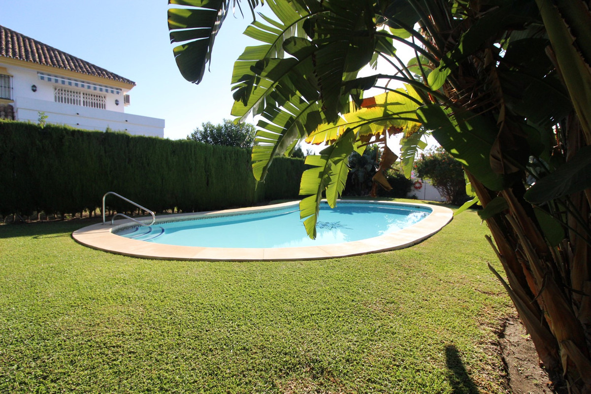 5 Bed Townhouse for sale in Estepona Costa Del Sol, Málaga, Spain