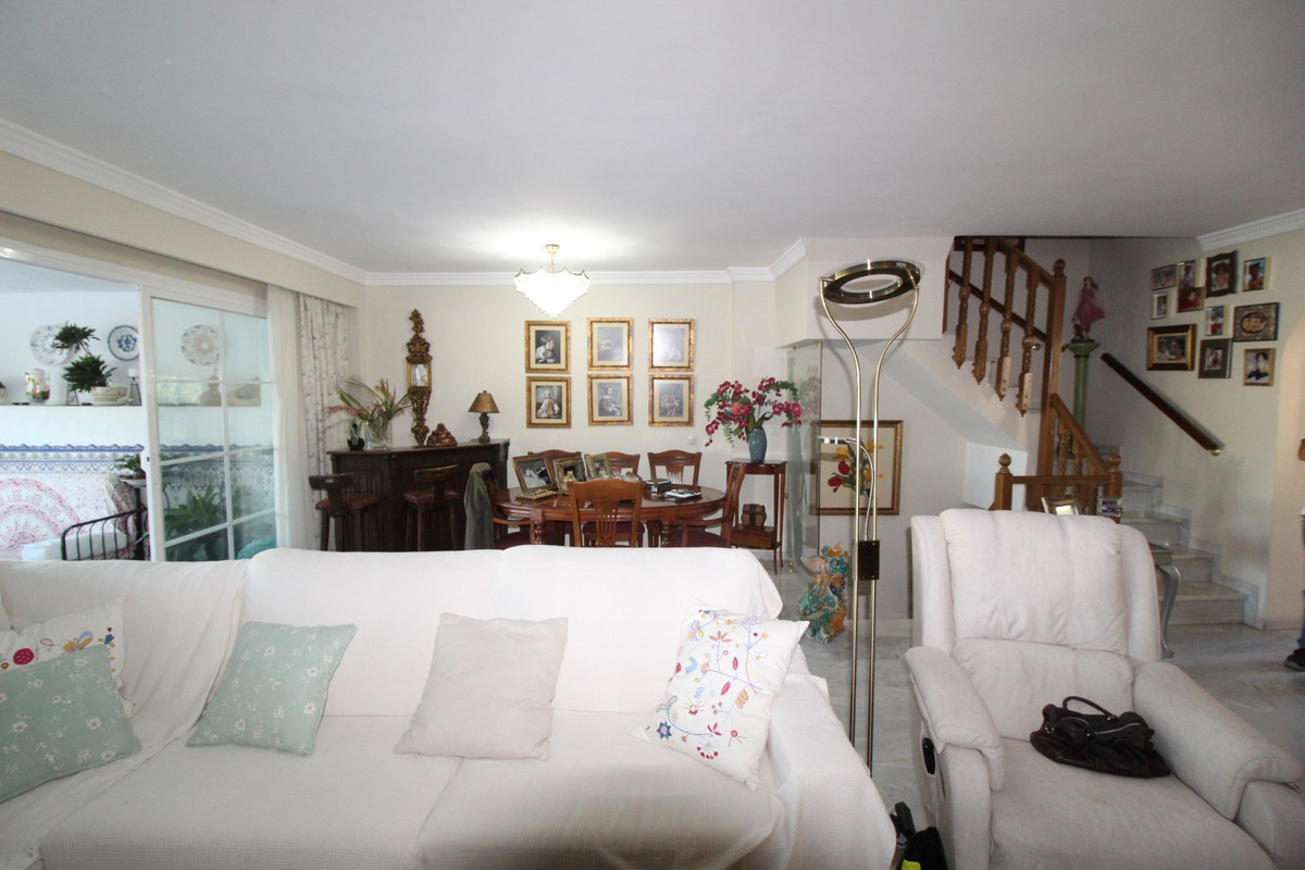 5 Bed Townhouse for sale in Estepona Costa Del Sol, Málaga, Spain