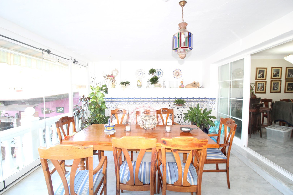 5 Bed Townhouse for sale in Estepona Costa Del Sol, Málaga, Spain