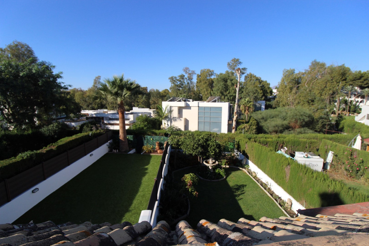 5 Bed Townhouse for sale in Estepona Costa Del Sol, Málaga, Spain