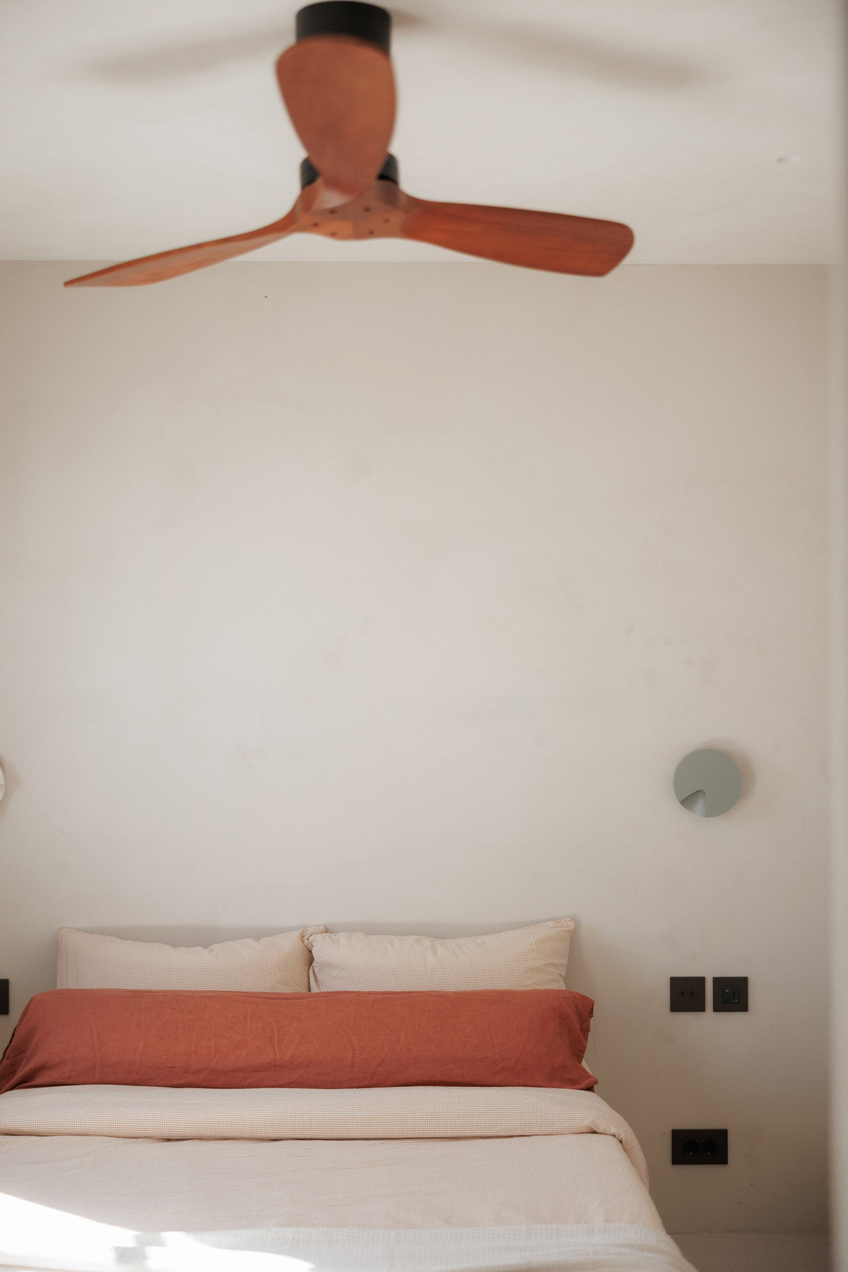 2 Bed Townhouse for sale in Nueva Andalucía Costa Del Sol, Málaga, Spain