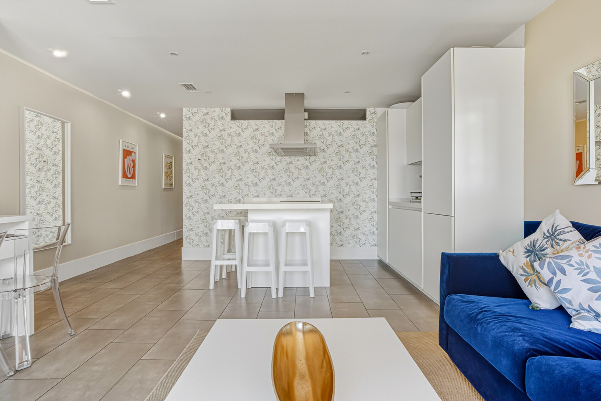 2 Bed Apartment for sale in Puerto Banús Costa Del Sol, Málaga, Spain