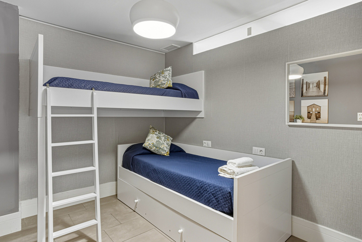2 Bed Apartment for sale in Puerto Banús Costa Del Sol, Málaga, Spain
