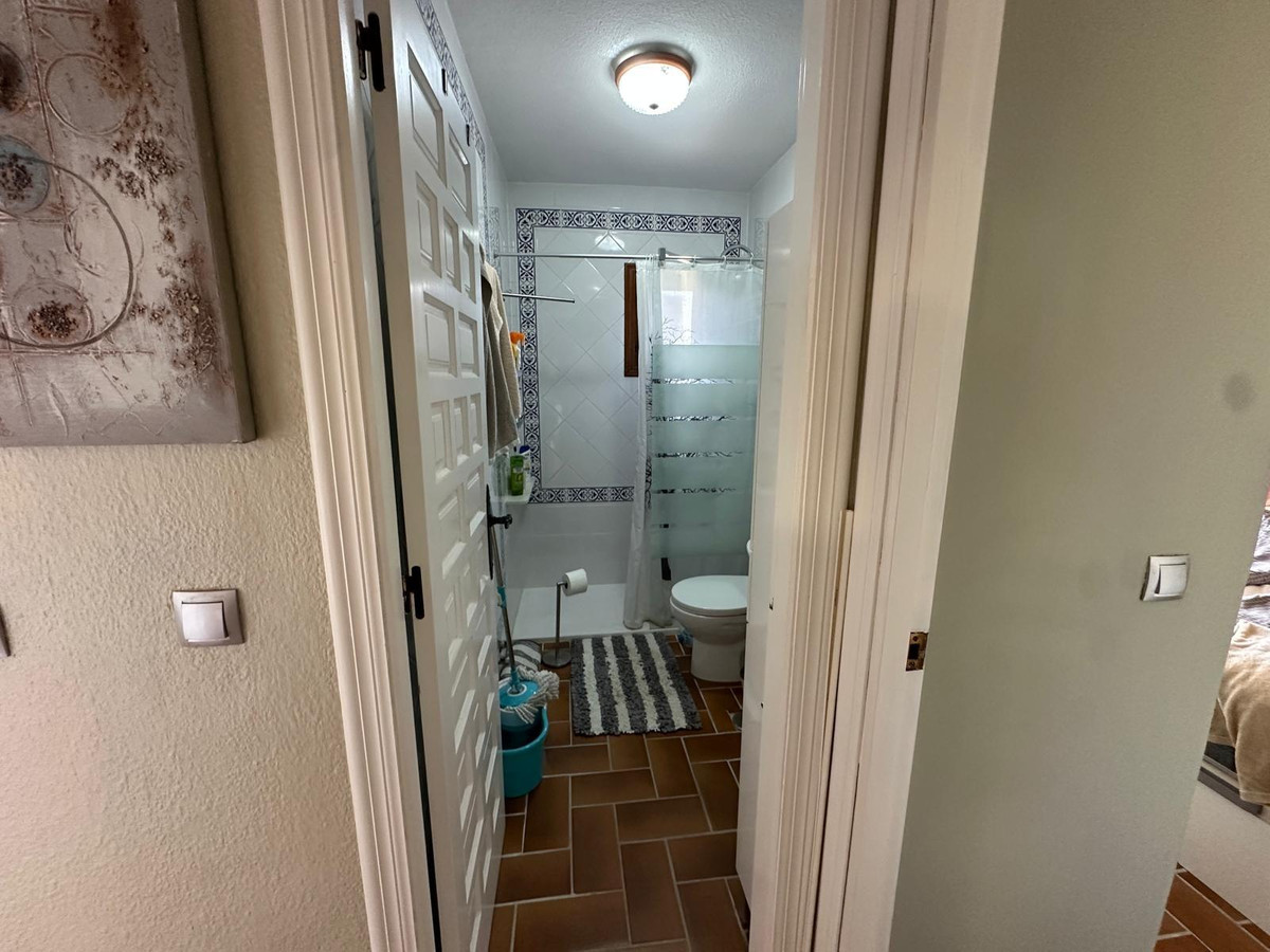 Se vende Bungalow de 2 dormitorios en Costa Blanca, Alicante, España