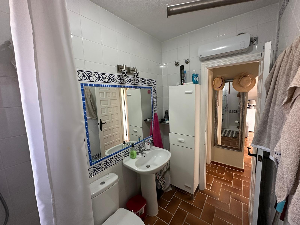 Se vende Bungalow de 2 dormitorios en Costa Blanca, Alicante, España