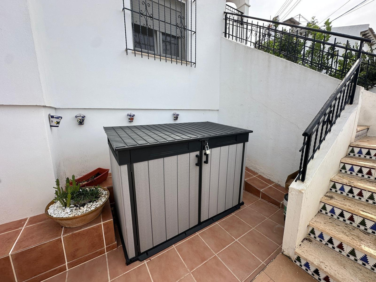 Se vende Bungalow de 2 dormitorios en Costa Blanca, Alicante, España