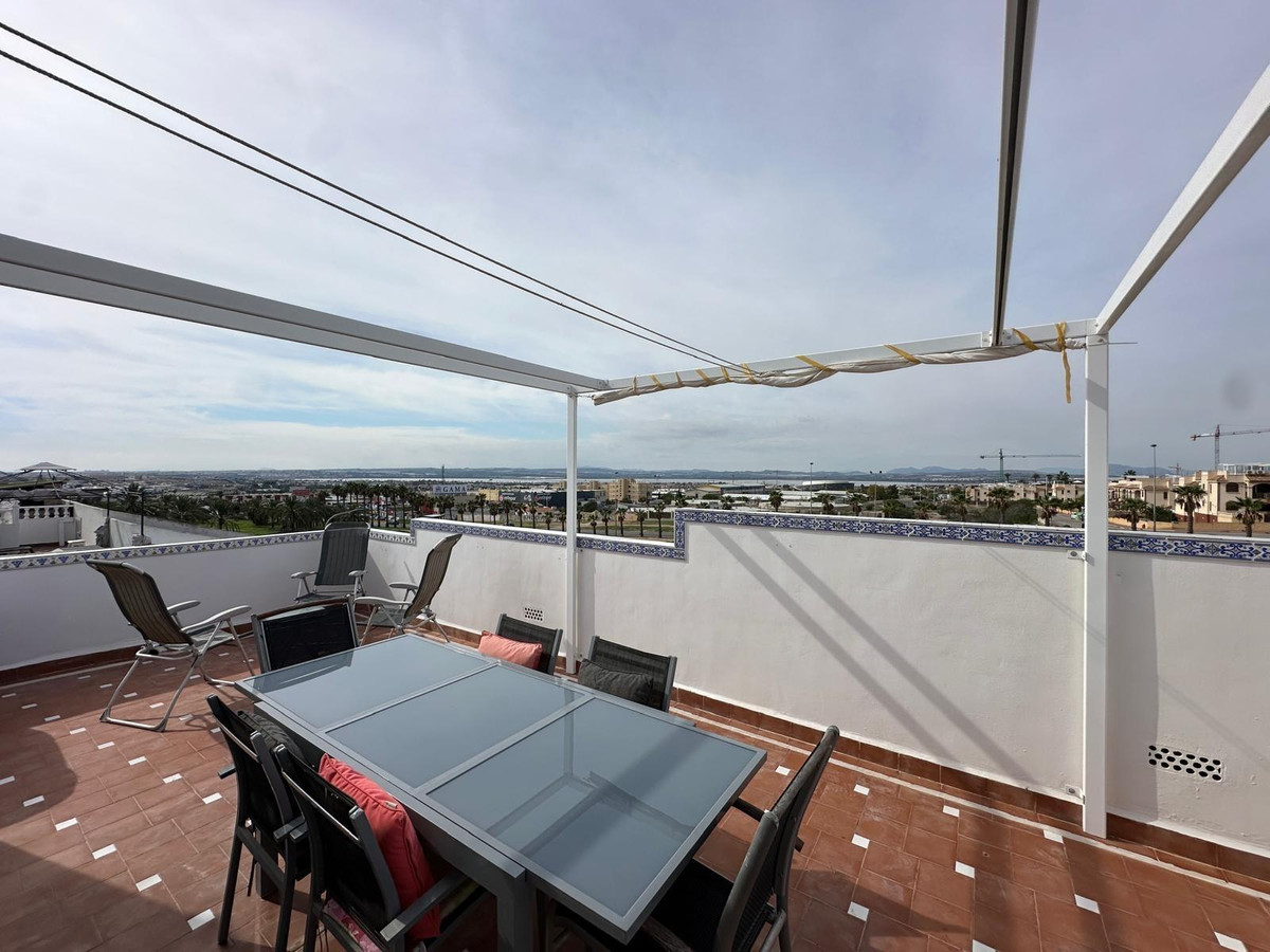 Se vende Bungalow de 2 dormitorios en Costa Blanca, Alicante, España