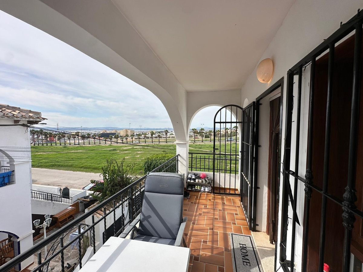 Se vende Bungalow de 2 dormitorios en Costa Blanca, Alicante, España